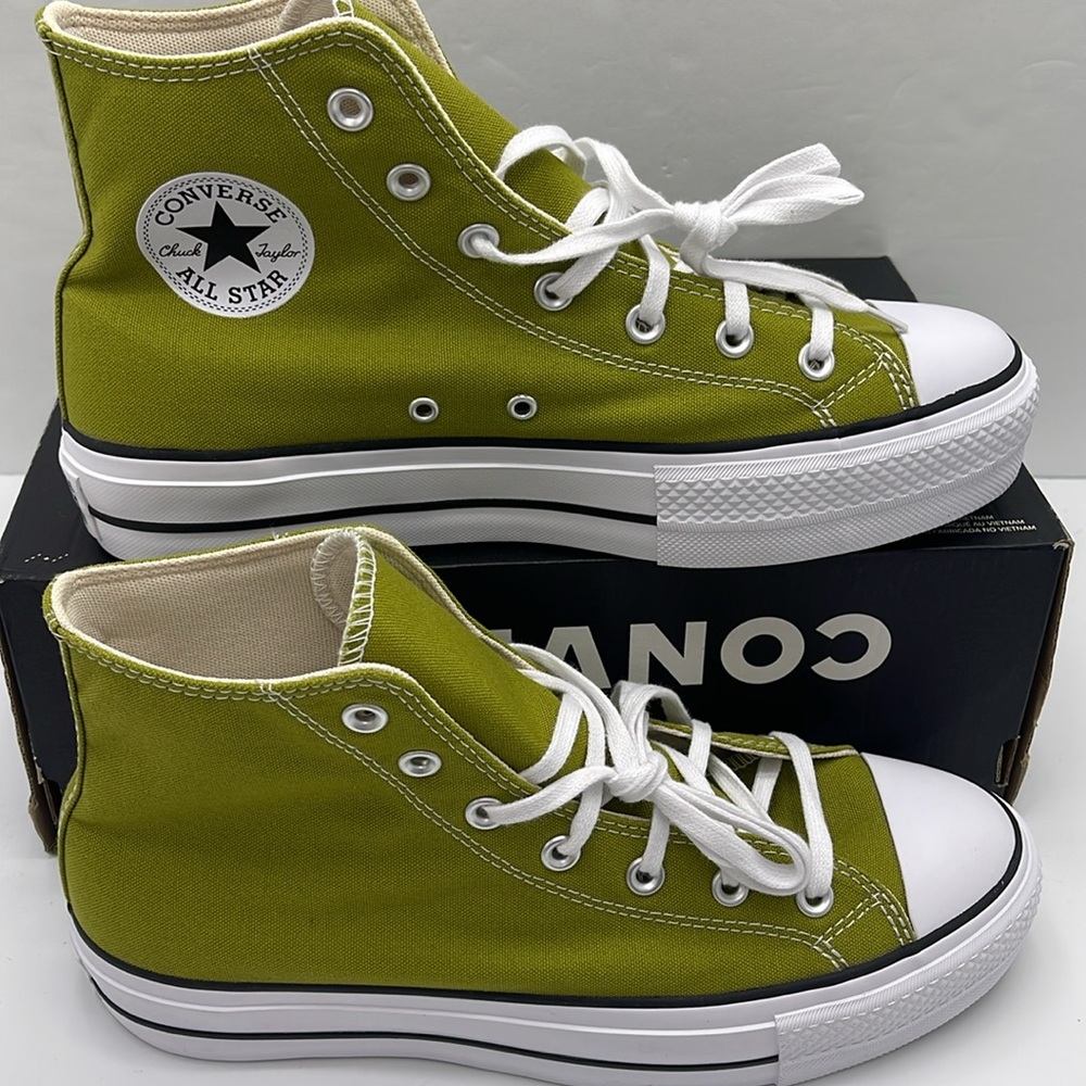 Converse WMNS High Top Platform Sneakers A08286F
CTAS LIFT HI MAGIC FOREST/WHITE - Picture 2 of 16